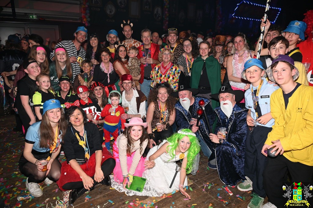 ../Images/Steegfeest XL 042.jpg